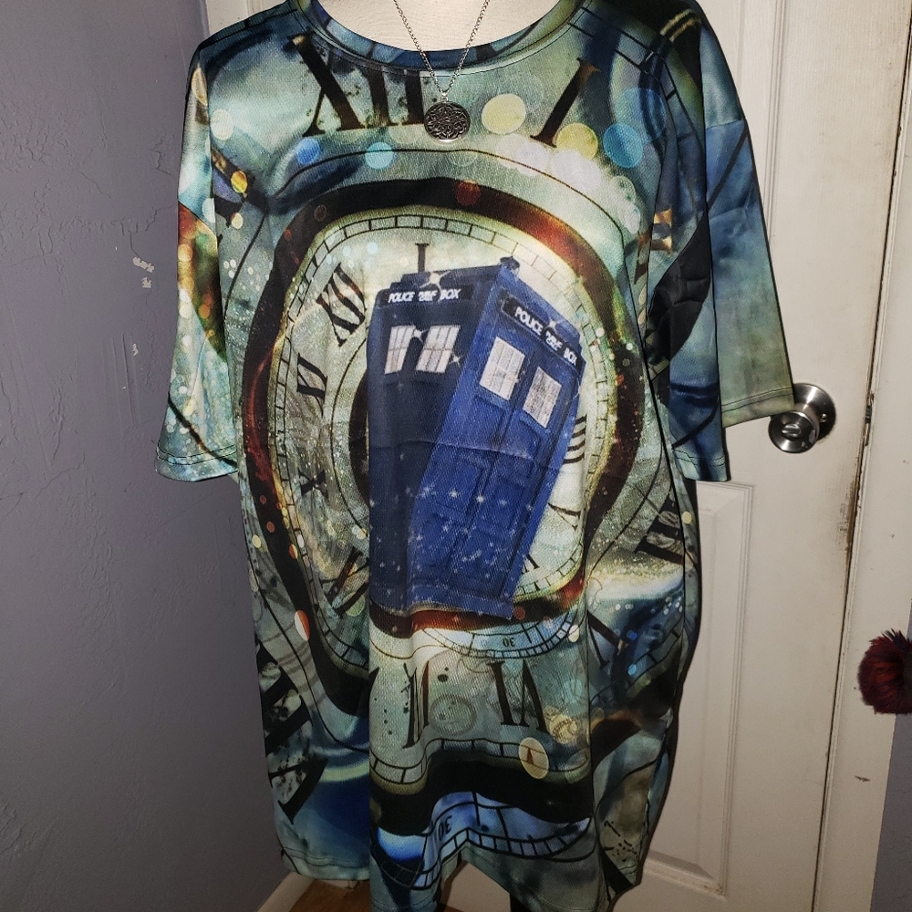 NIP Doctor Who Graphic Top